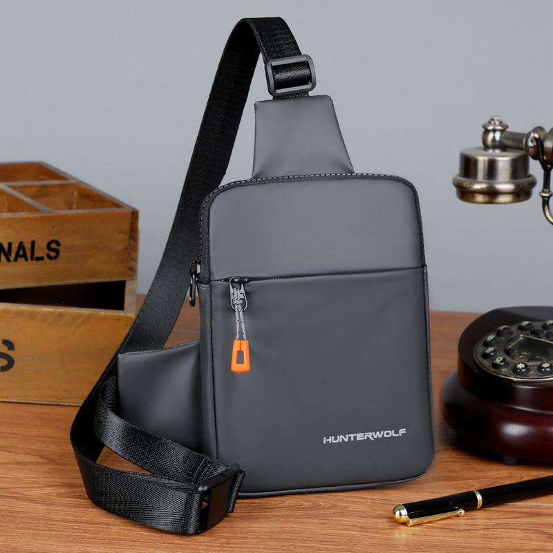 Multi-functional Men Chest Bag - Running Gear Bag 评论和价格
